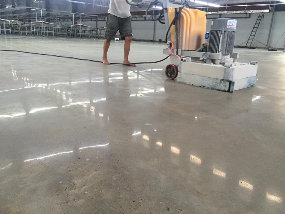 Đánh bóng bê tông là lựa chọn hiệu quả cho nhiều công trình Đánh bóng bê tông là lựa chọn hiệu quả cho nhiều công trình