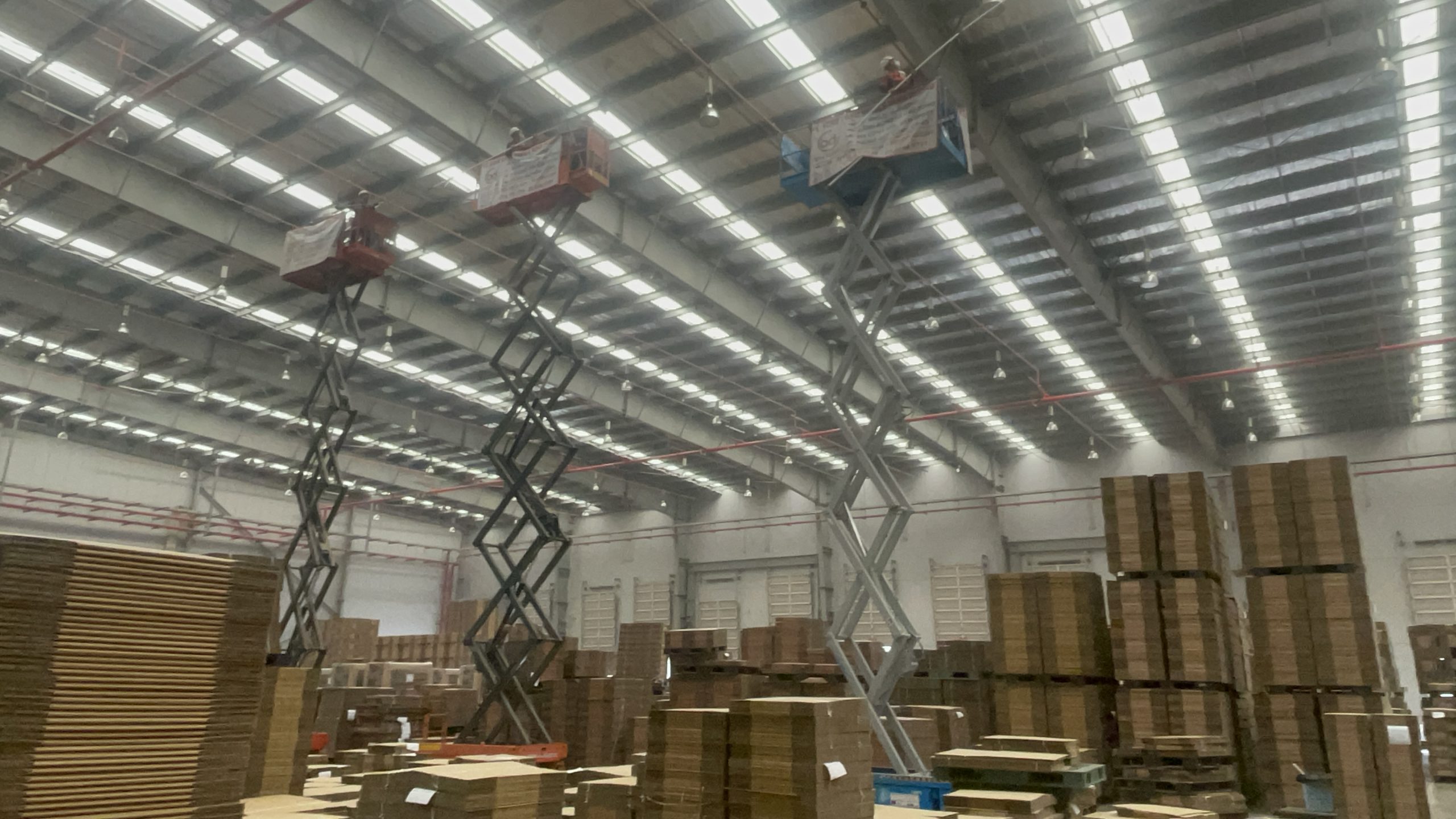Dịch vụ vệ sinh công nghiệp Bình Dương