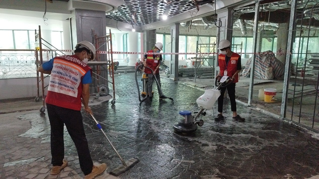 Dịch vụ vệ sinh công nghiệp Bình Dương