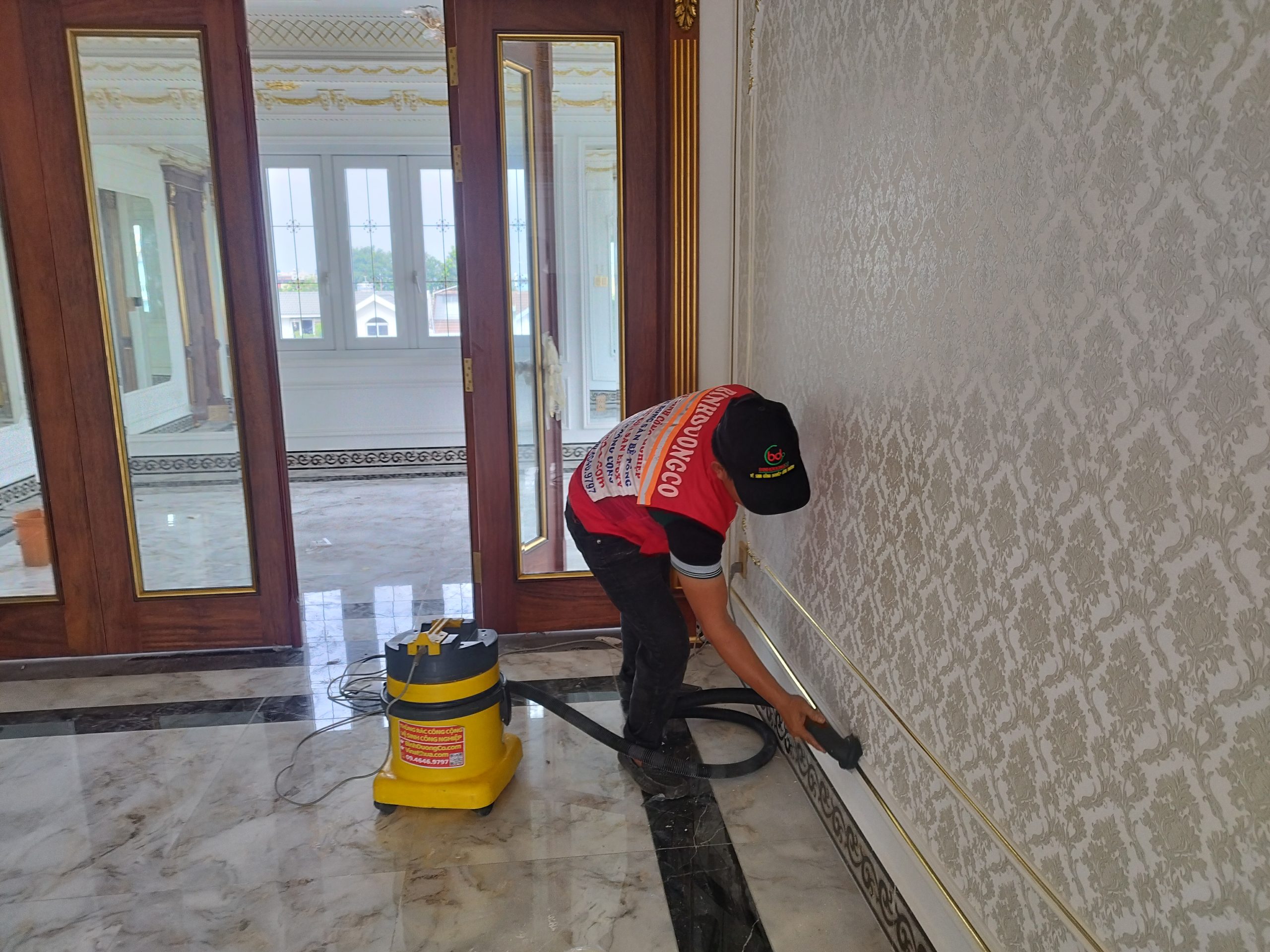 Dịch vụ vệ sinh nhà cửa tại Bình Dương