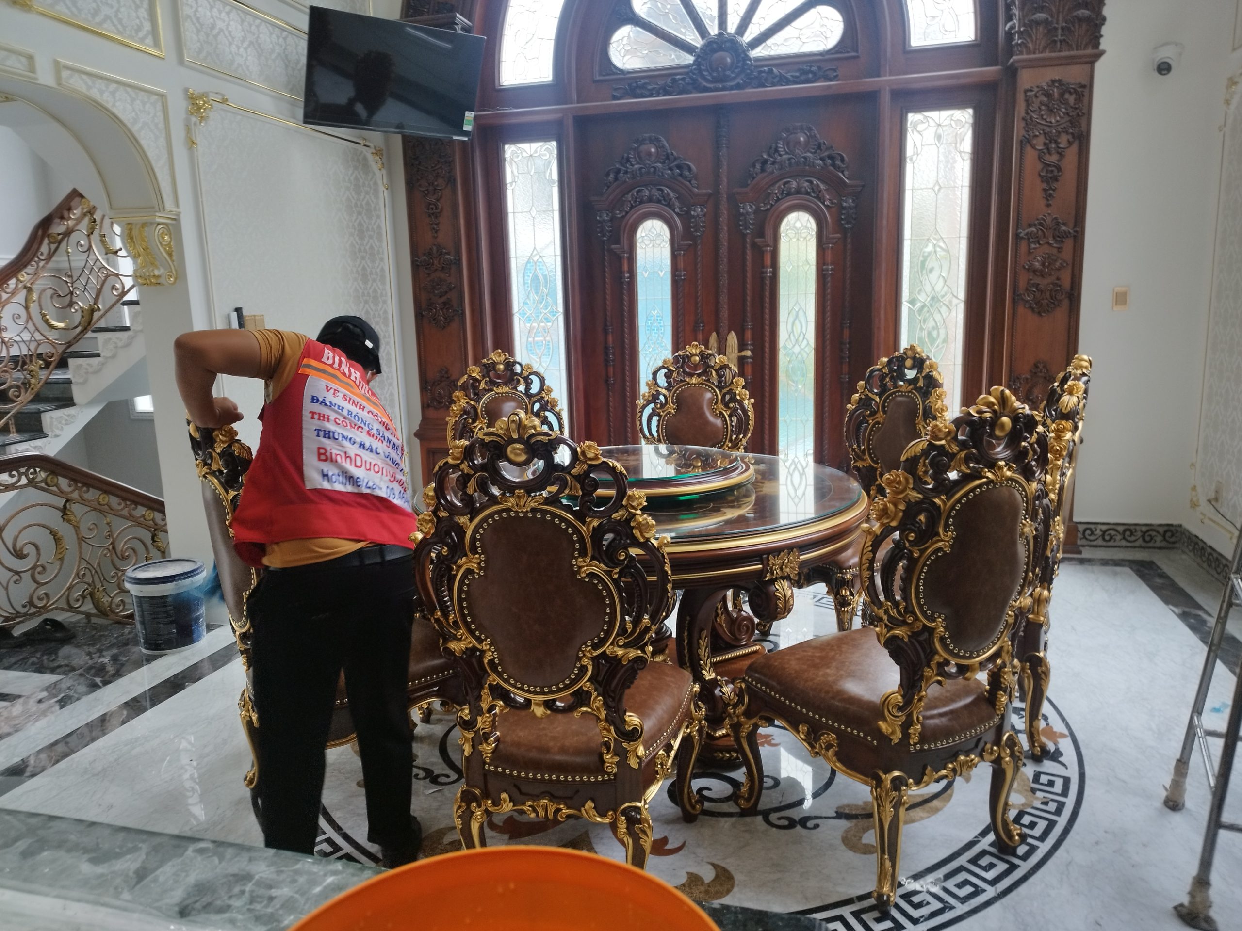 Dịch vụ vệ sinh ghế nhà cửa tại Bình Dương