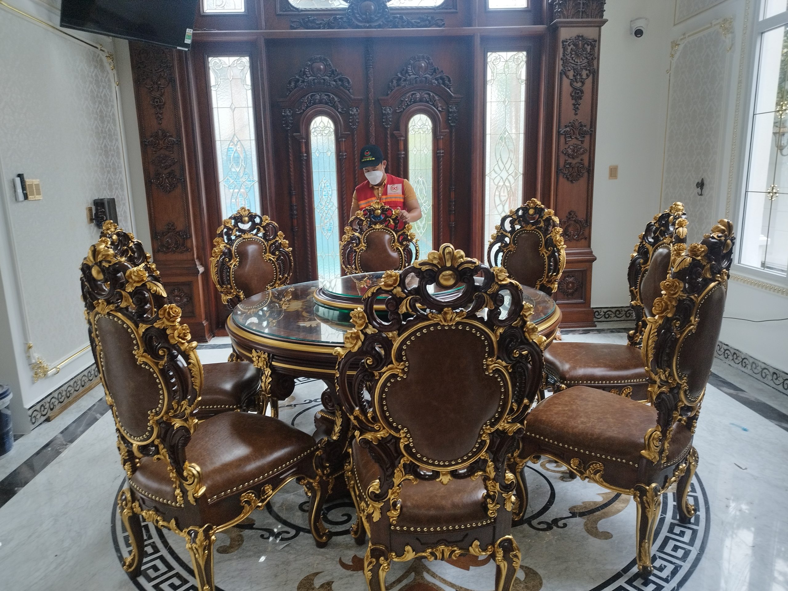 Dịch vụ vệ sinh nhà cửa Bình Dương