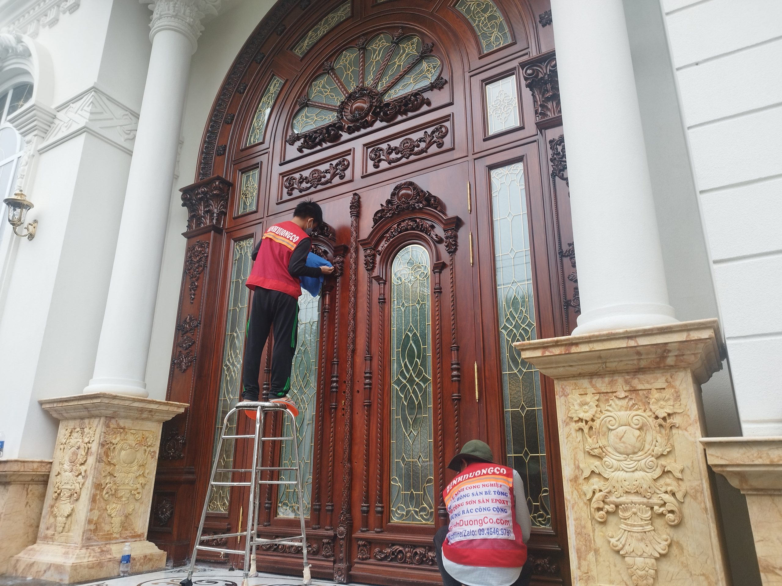Dịch vụ vệ sinh nhà cửa Bình Dương