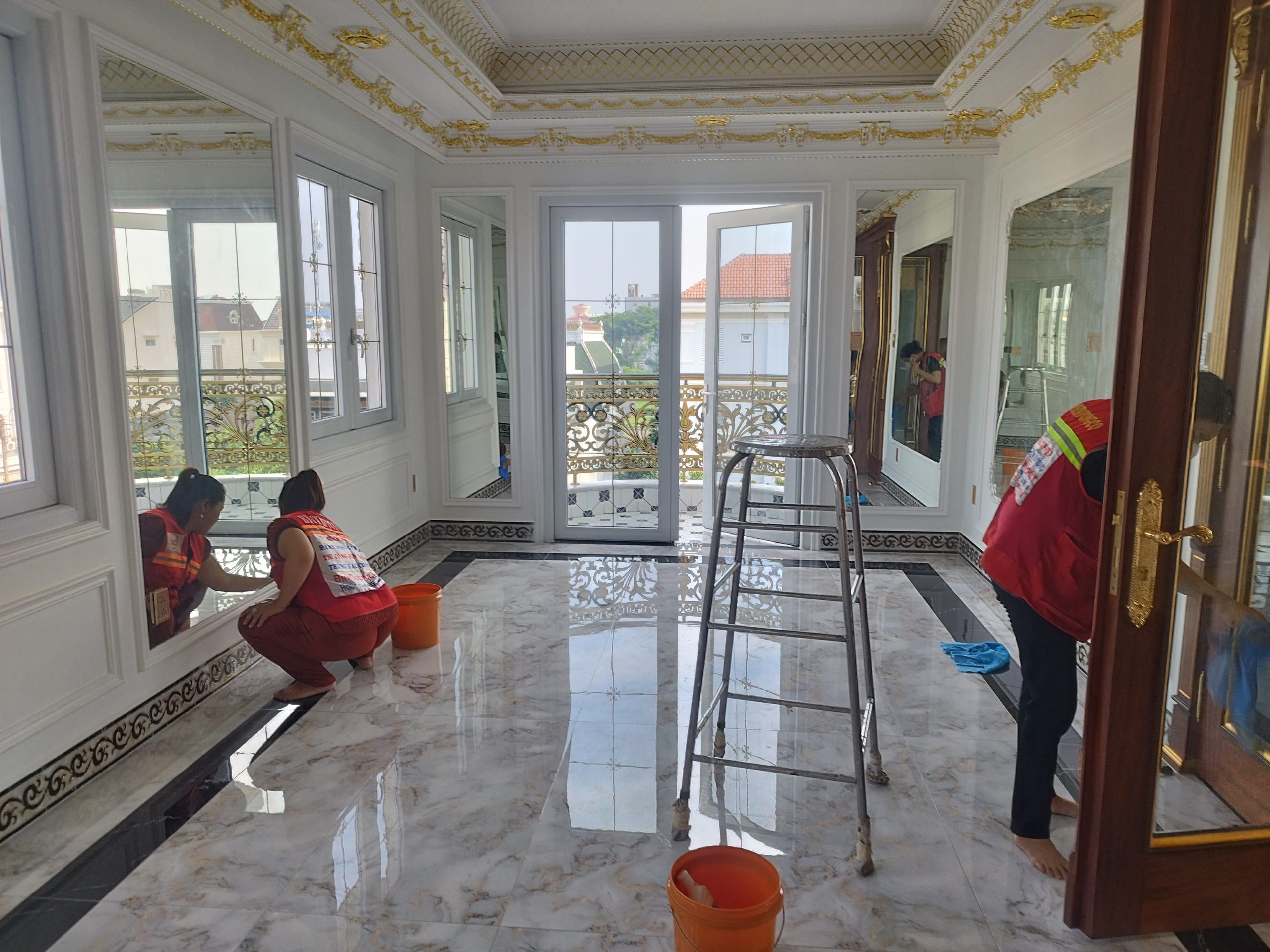 Dịch Vụ Vệ Sinh Nhà Cửa Tại Bình Dương