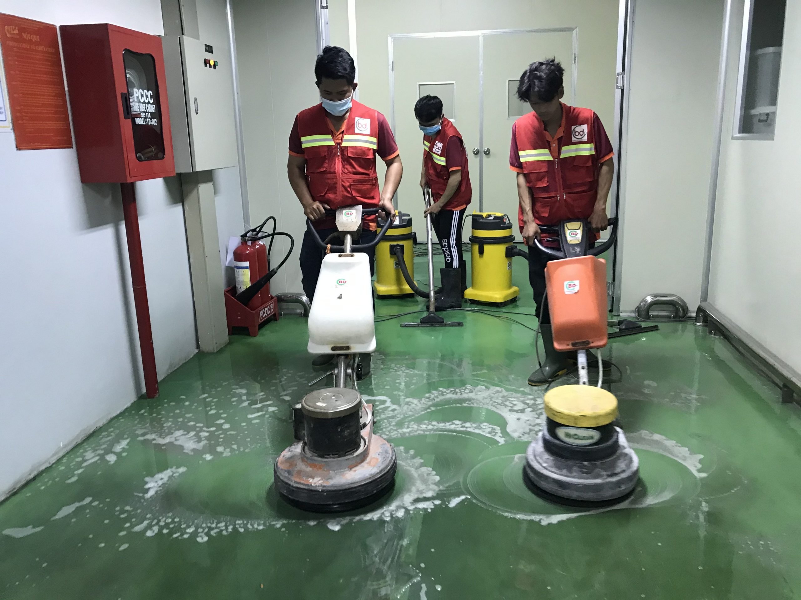 Dịch Vụ Vệ Sinh Nhà Xưởng Tại Bình Dương