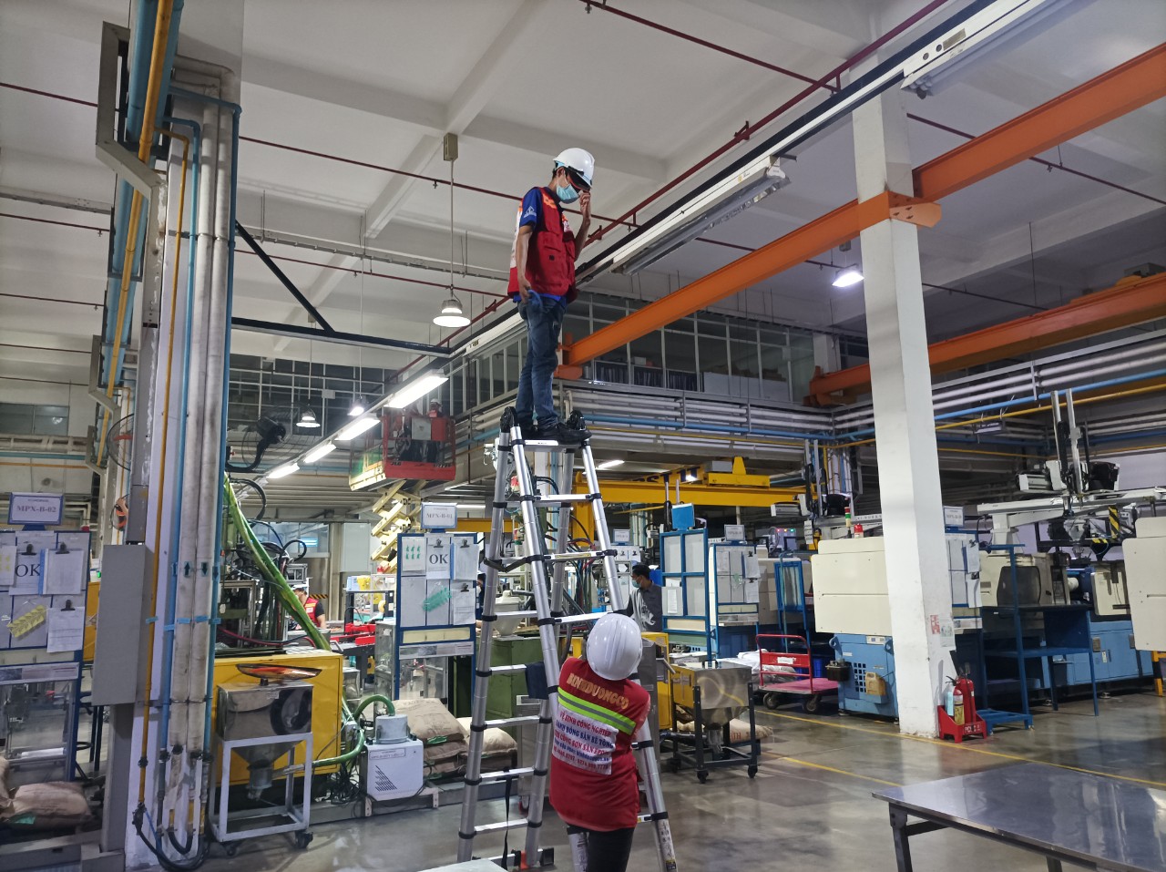 Dịch Vụ Vệ Sinh Nhà Xưởng Tại Bình Dương