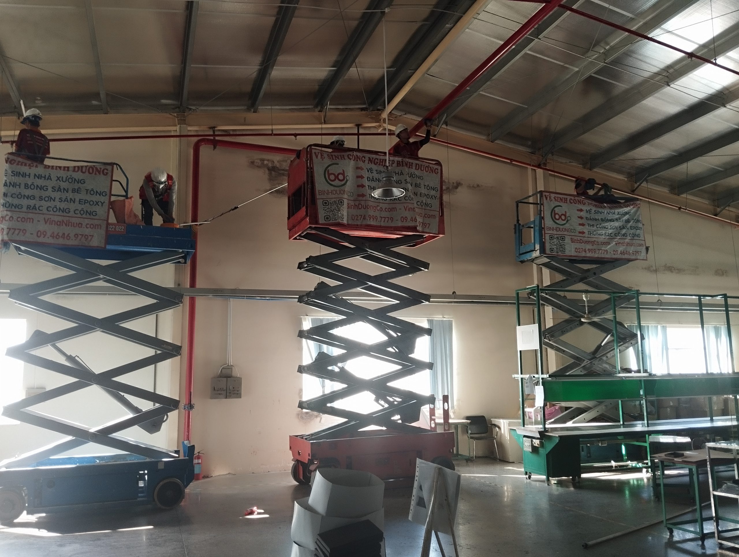 Quét mạng nhện nhà xưởng