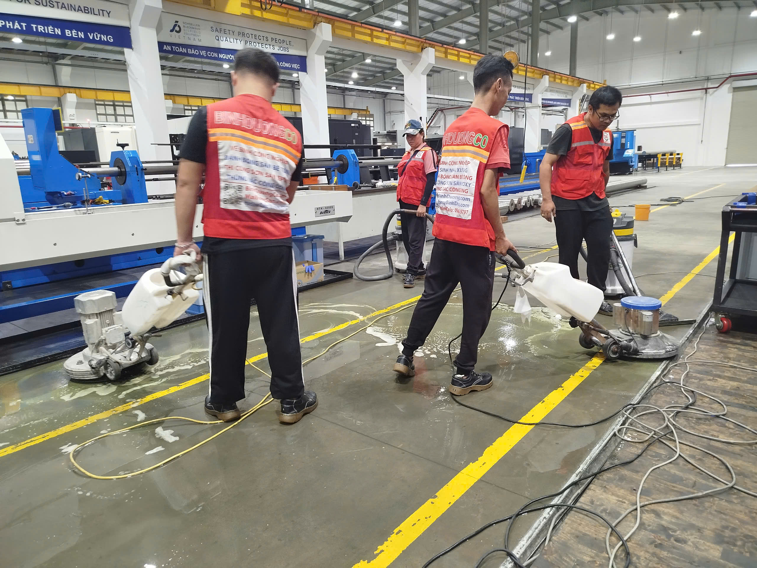 Dịch Vụ Vệ Sinh Công Nghiệp TPHCM
